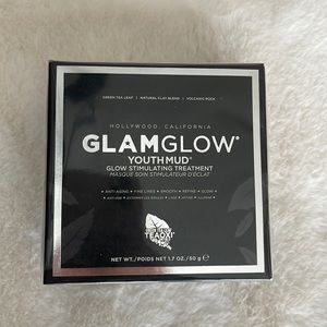 GlamGlow YouthMud Stimulating Treatment Mask